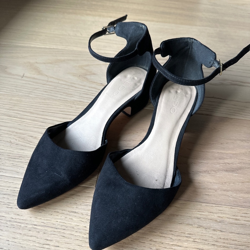 ALDO kitten pointed toe heels